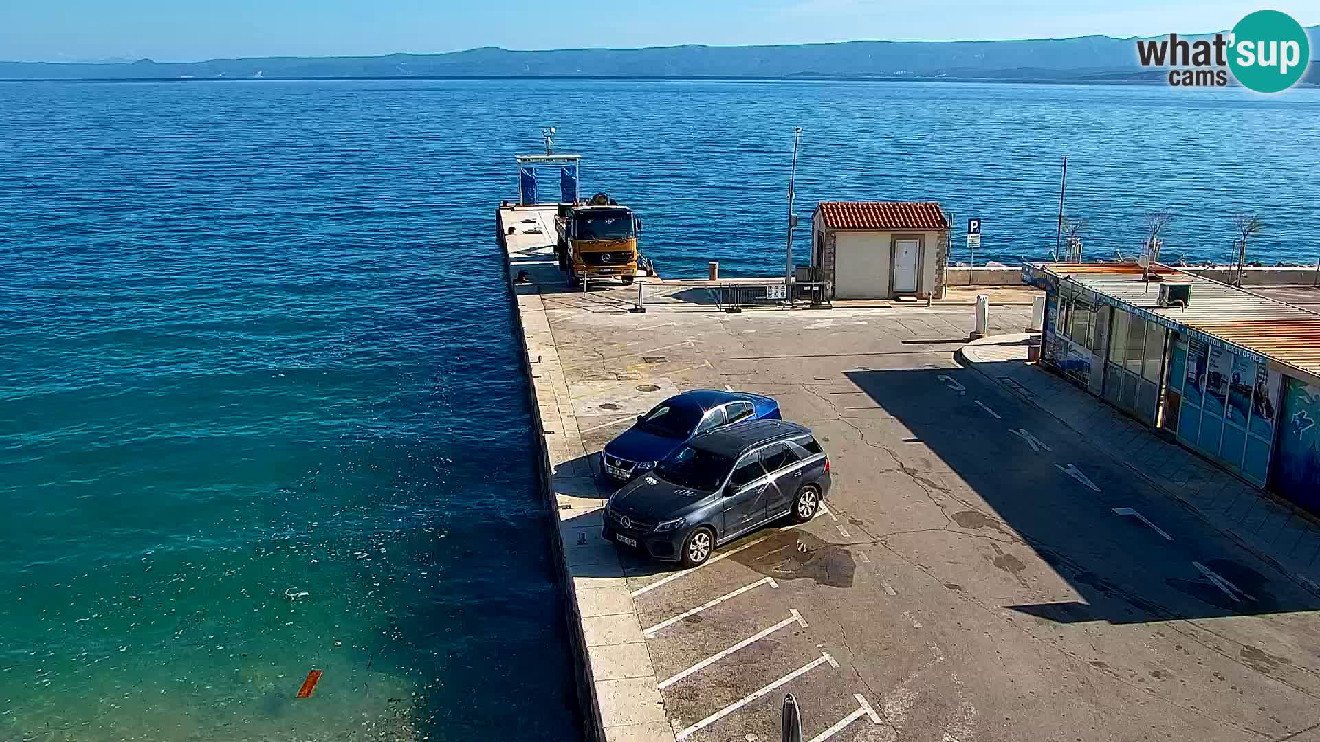 Webcam Bol Town Center & Marina – Live View from Bol, Brač