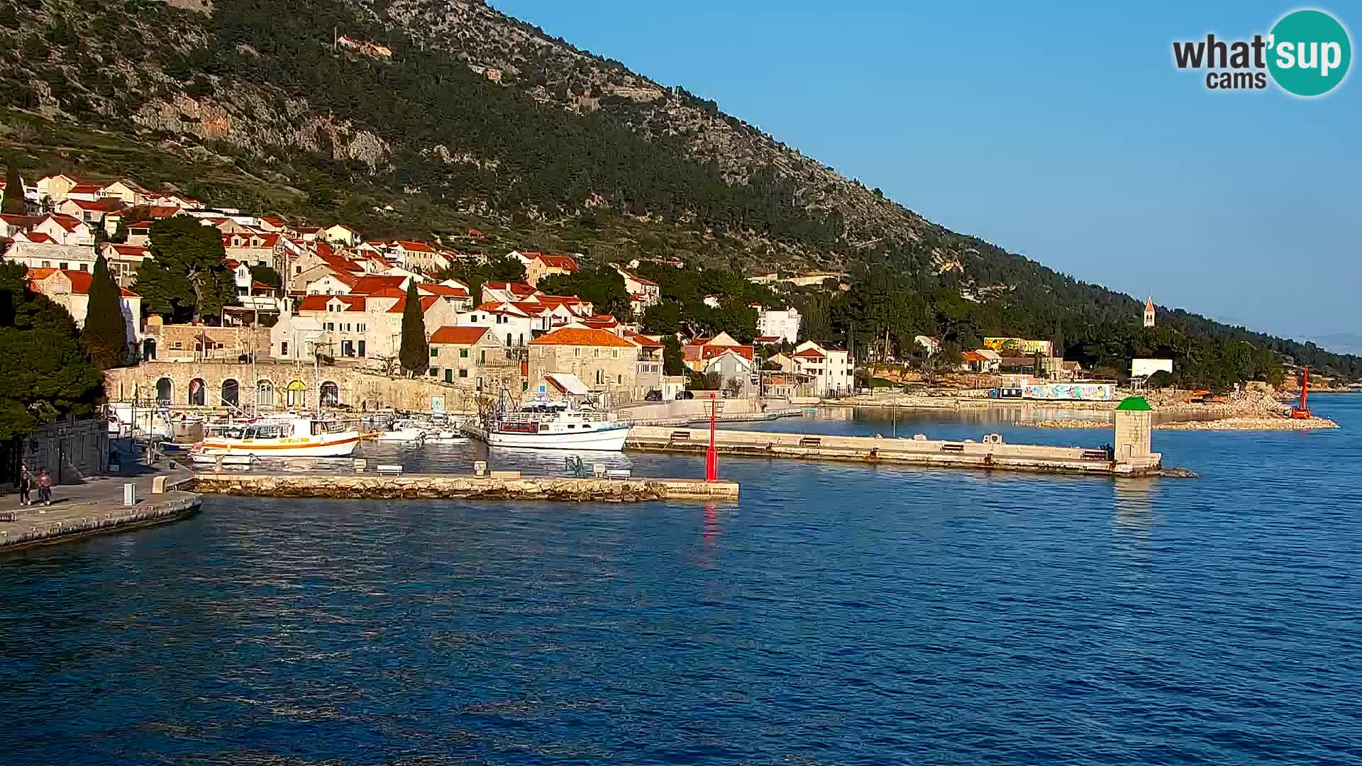 Webcam Bol Town Center & Marina – Live View from Bol, Brač