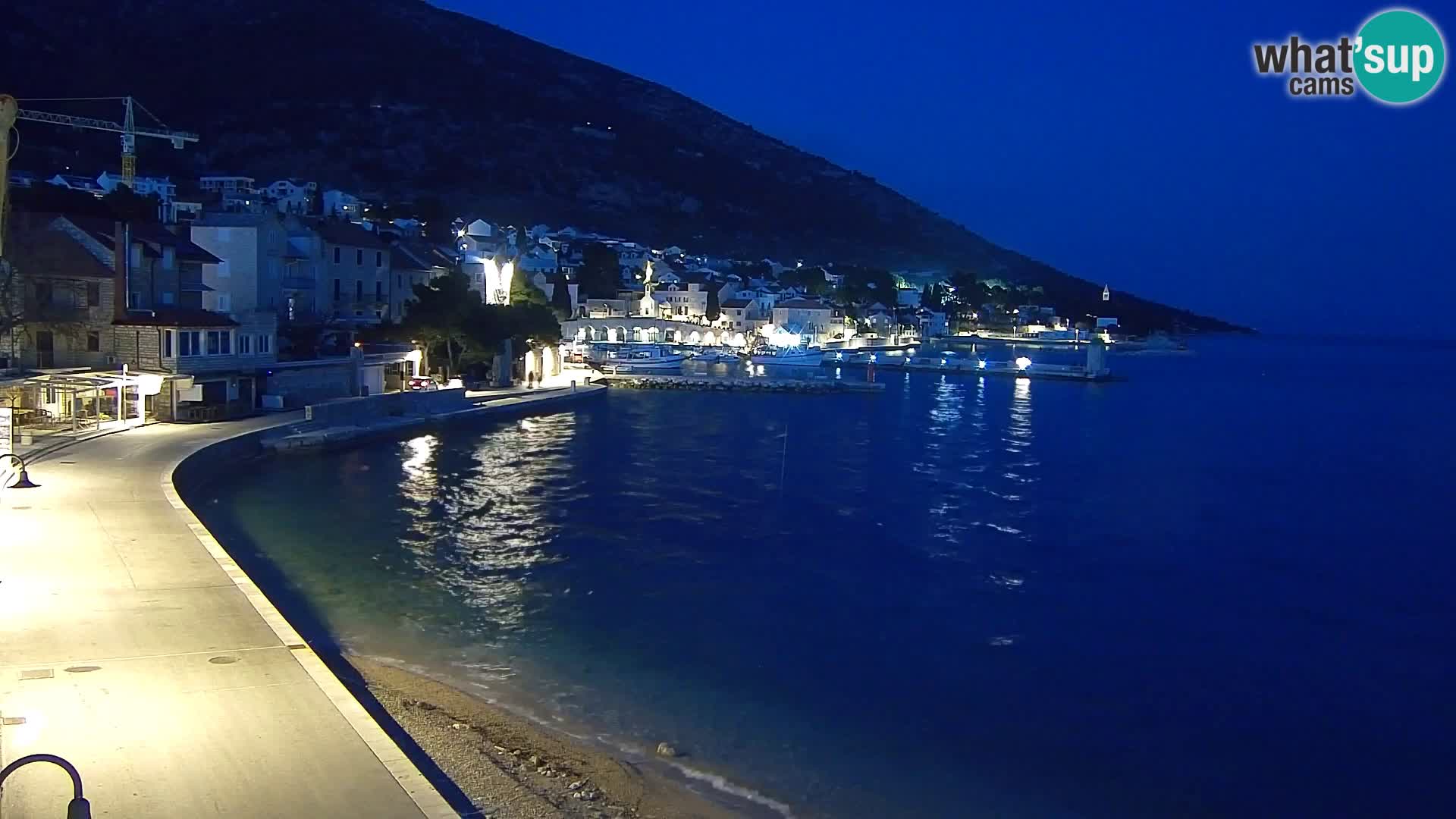 Webcam Bol Centro e Marina – Vista live dal porto di Bol