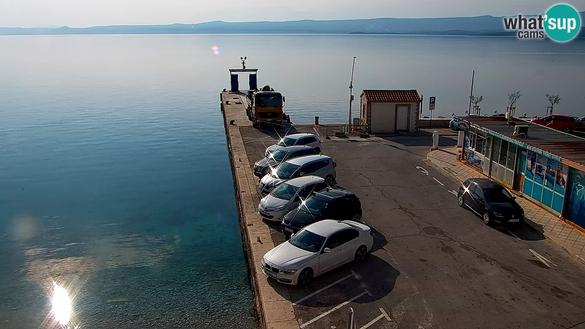 Webcam Bol Town Center & Marina – Live View from Bol, Brač