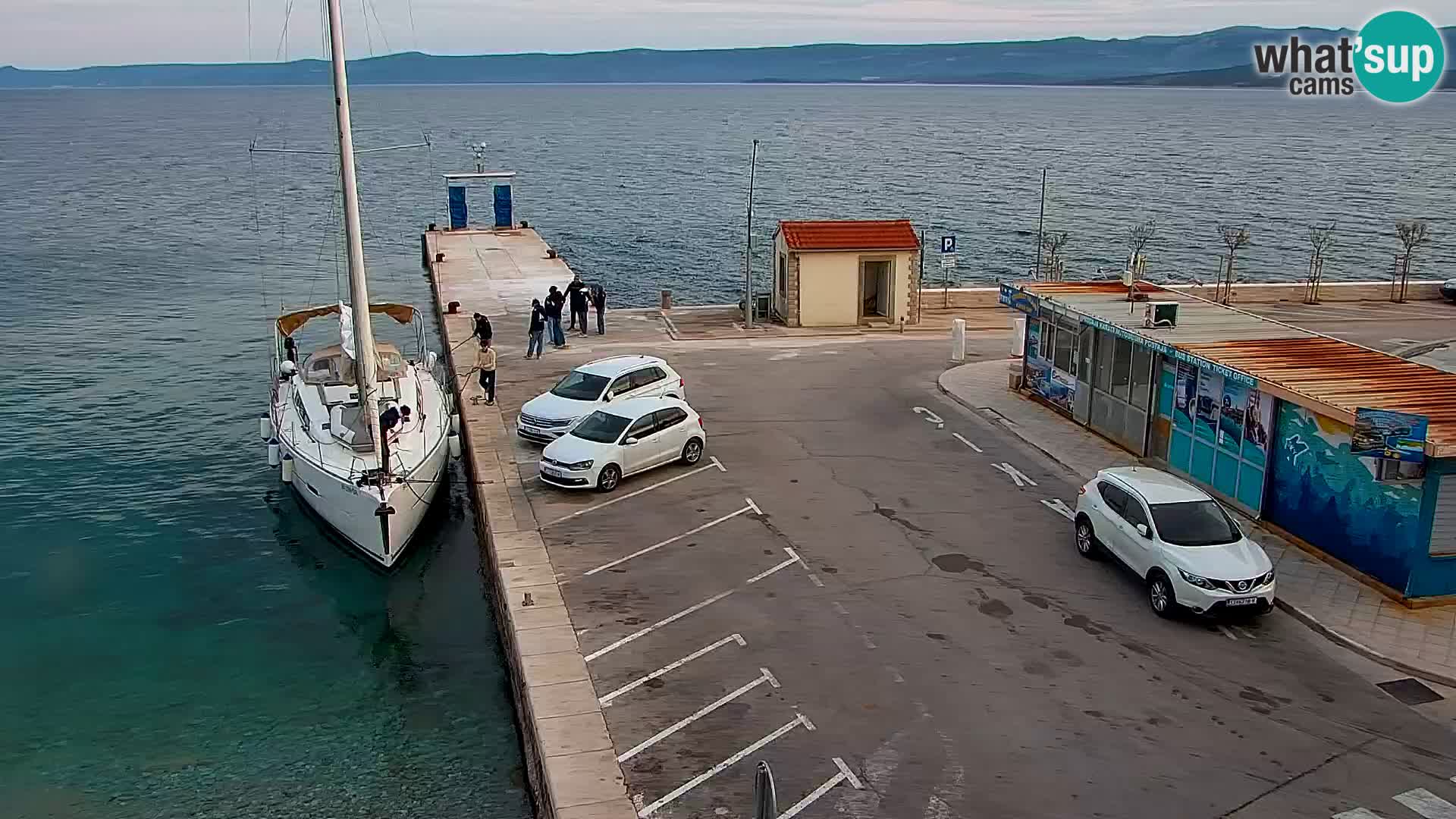 Webcam Bol Town Center & Marina – Live View from Bol, Brač