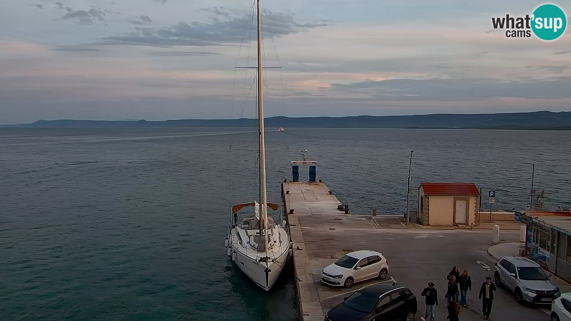 Webcam Bol Hafen & Ortszentrum – Liveblick aus Bol auf der Insel Brač