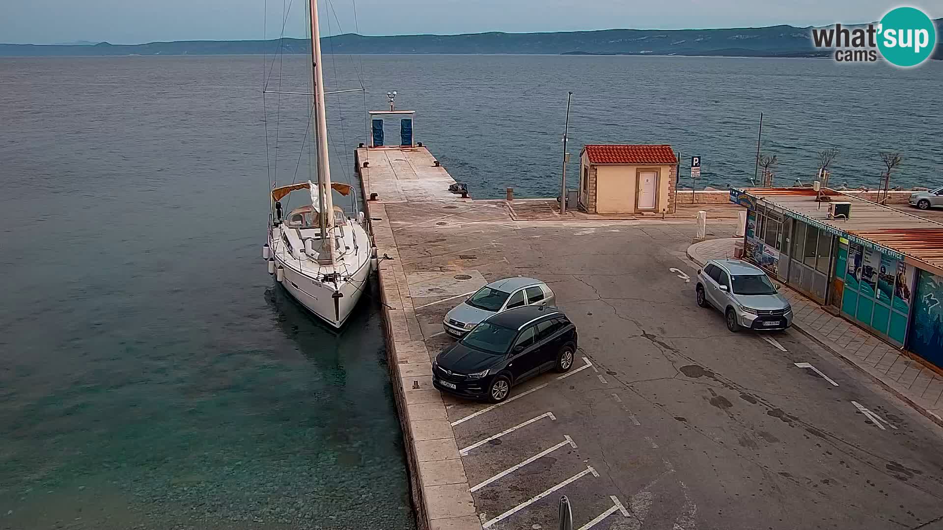 Webcam Bol Hafen & Ortszentrum – Liveblick aus Bol auf der Insel Brač