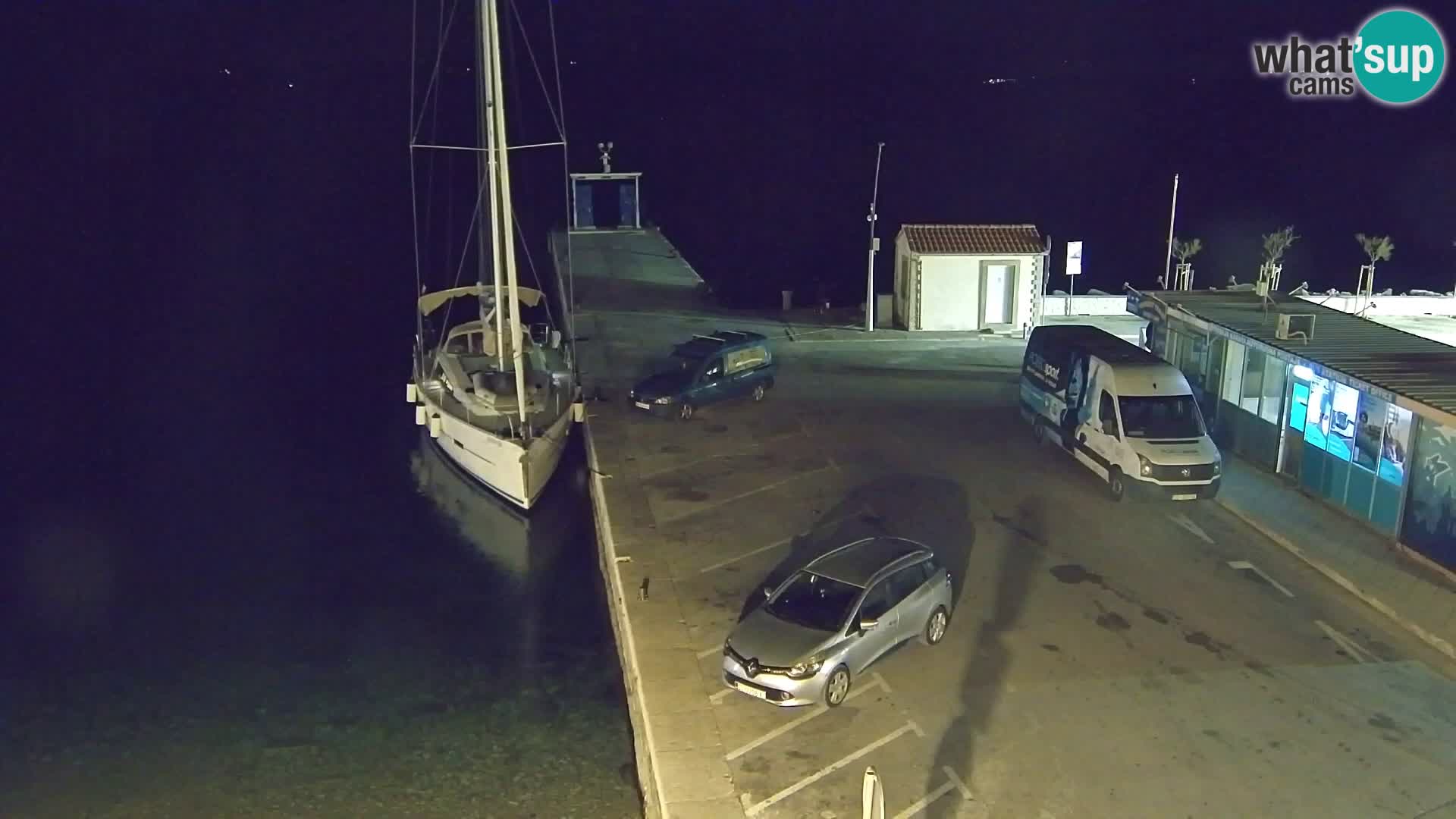 Webcam Bol Town Center & Marina – Live View from Bol, Brač