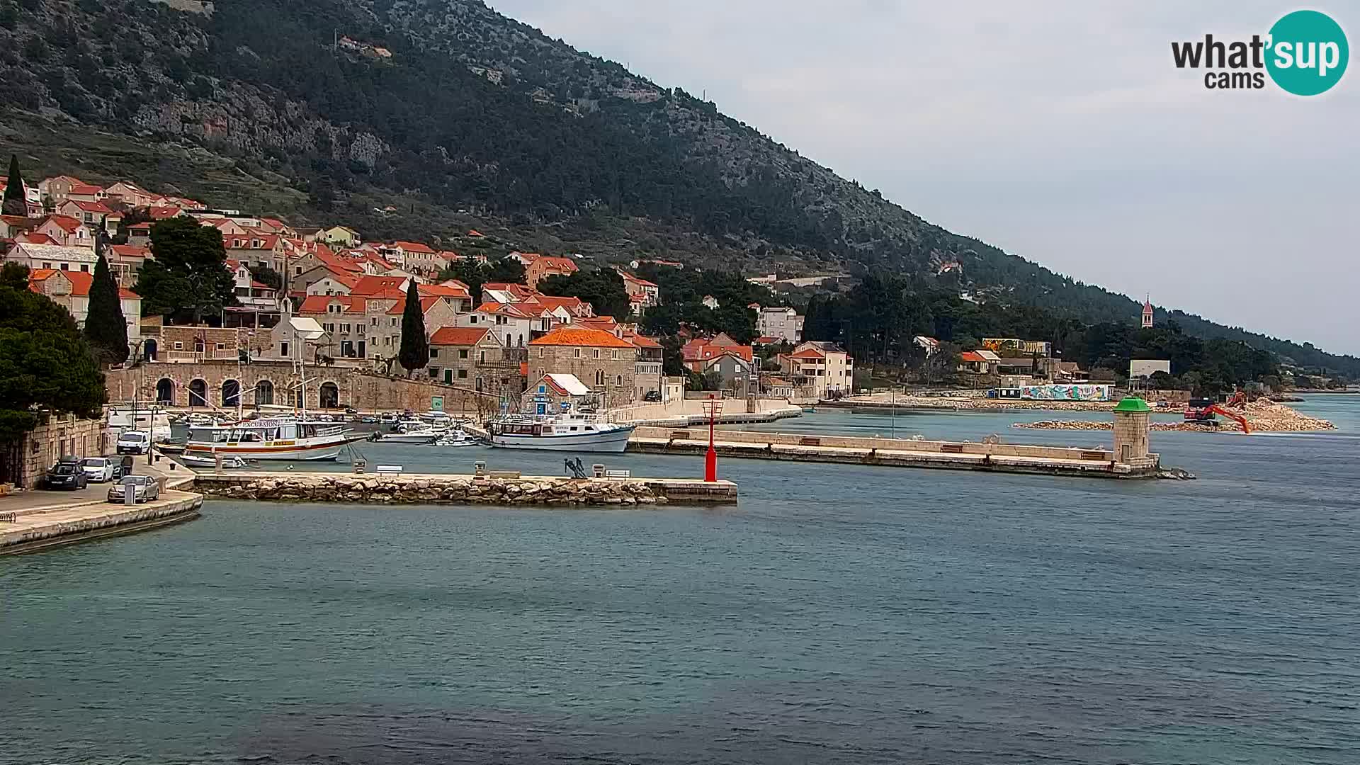 Webcam Bol Hafen & Ortszentrum – Liveblick aus Bol auf der Insel Brač