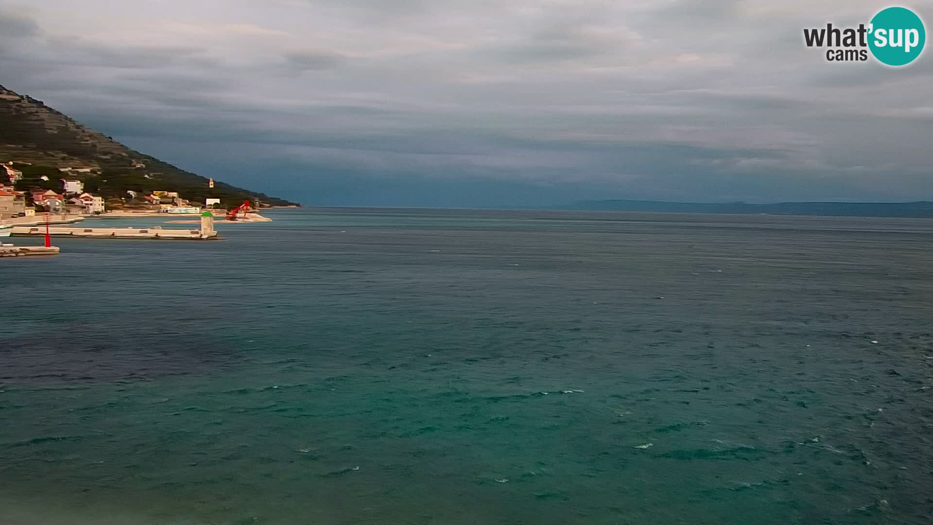 Webcam Bol Hafen & Ortszentrum – Liveblick aus Bol auf der Insel Brač