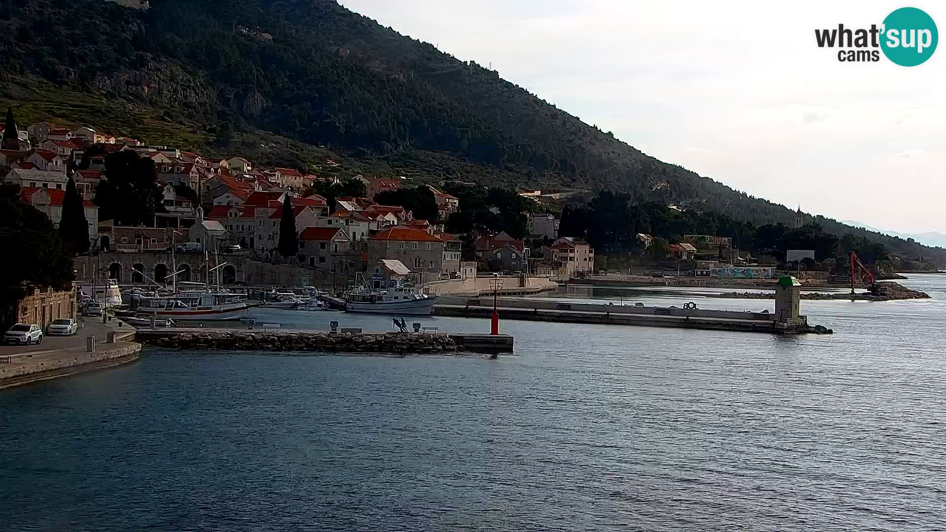 Webcam Bol Town Center & Marina – Live View from Bol, Brač