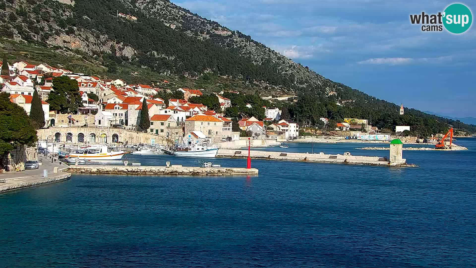 Webcam Bol Town Center & Marina – Live View from Bol, Brač