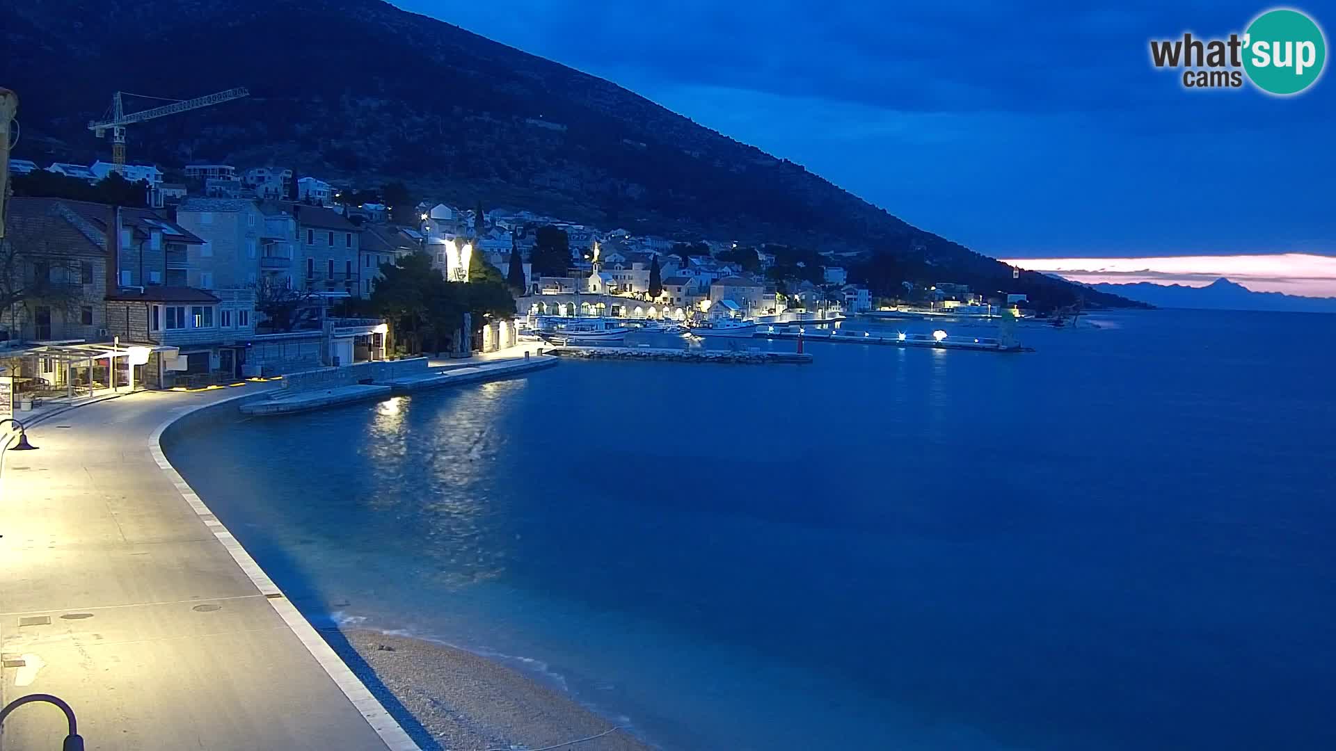 Webcam Bol Hafen & Ortszentrum – Liveblick aus Bol auf der Insel Brač