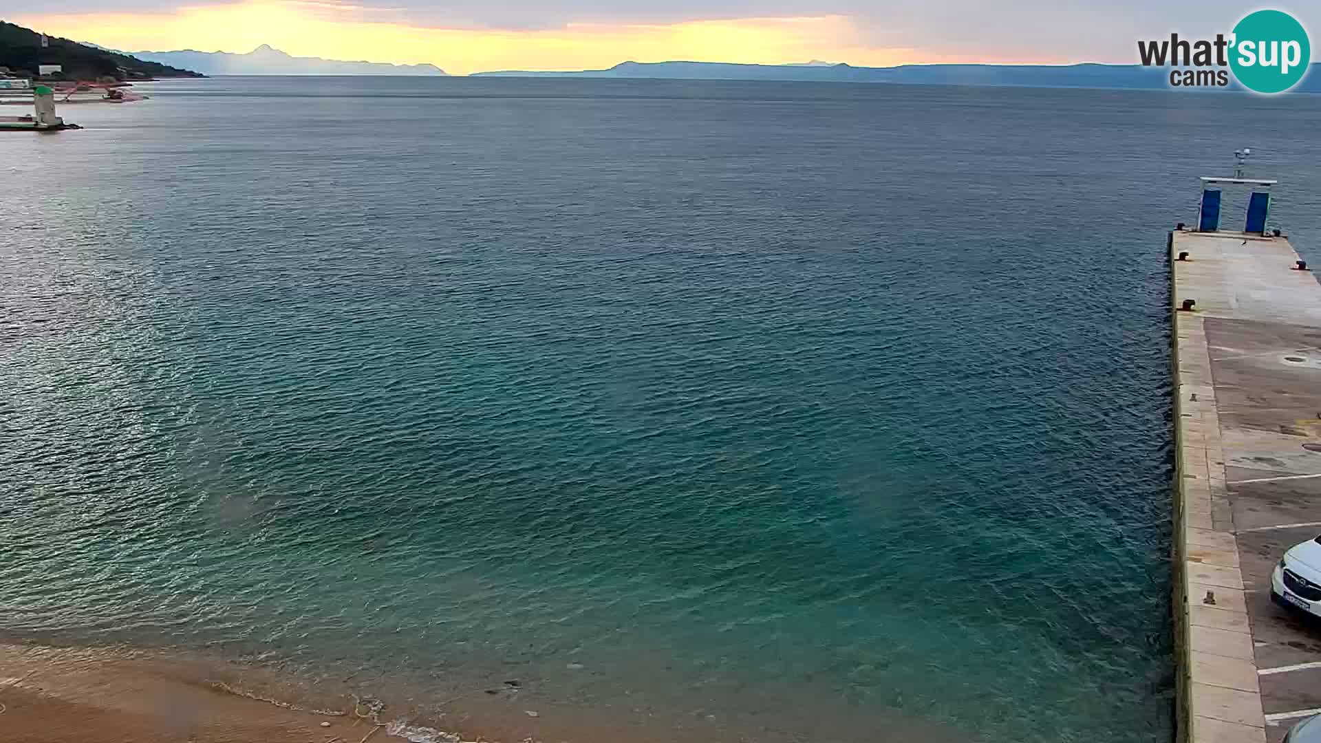 Webcam Bol Centro e Marina – Vista live dal porto di Bol