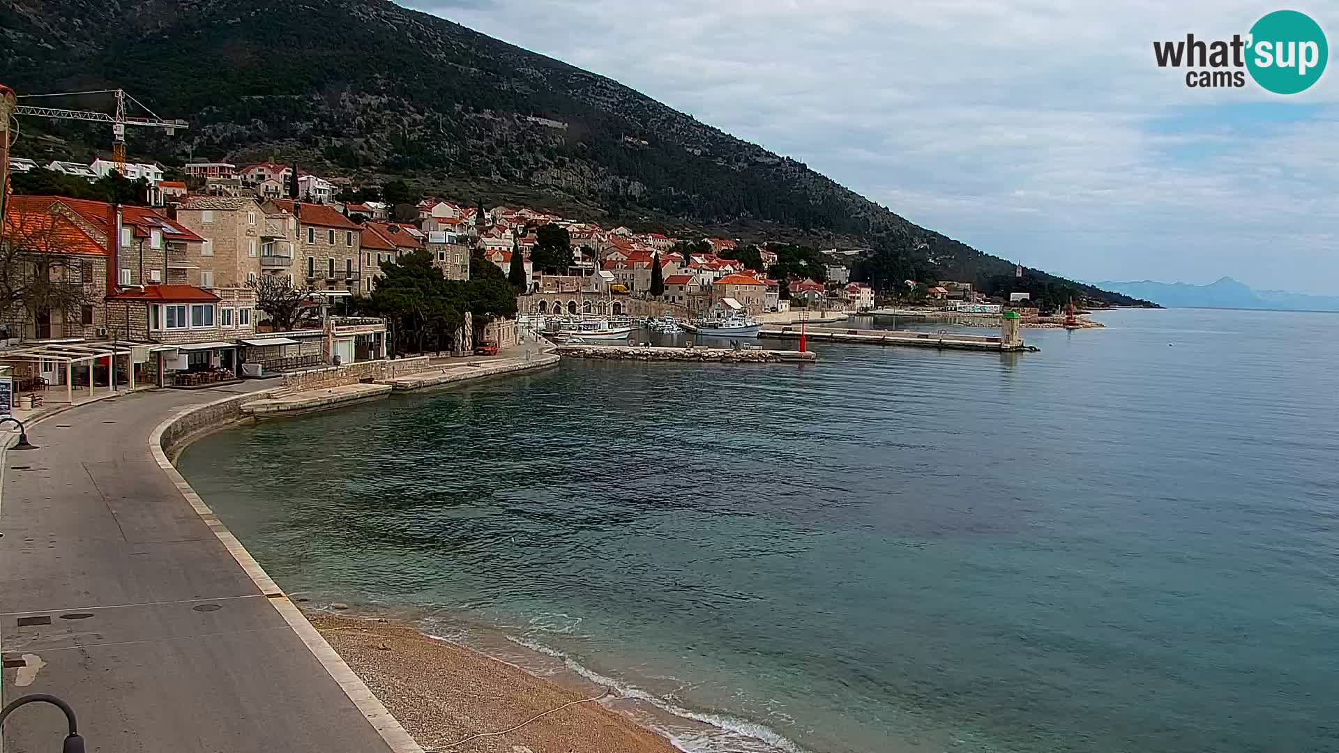 Webcam Bol Town Center & Marina – Live View from Bol, Brač