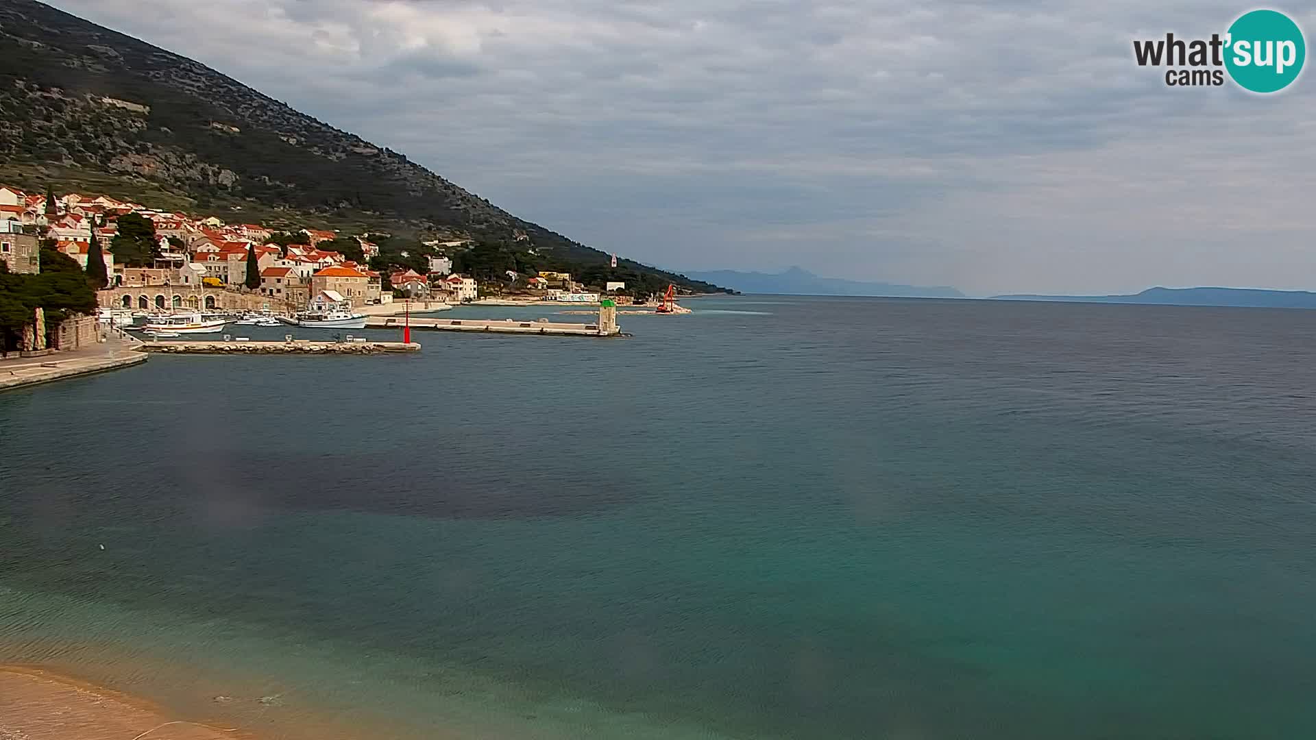 Webcam Bol Hafen & Ortszentrum – Liveblick aus Bol auf der Insel Brač