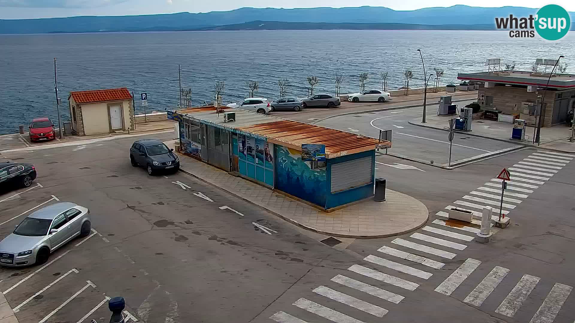 Webcam Bol Centro e Marina – Vista live dal porto di Bol