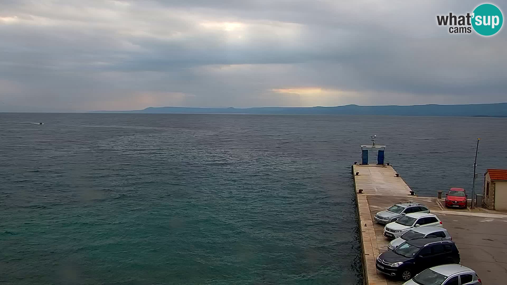 Webcam Bol Hafen & Ortszentrum – Liveblick aus Bol auf der Insel Brač