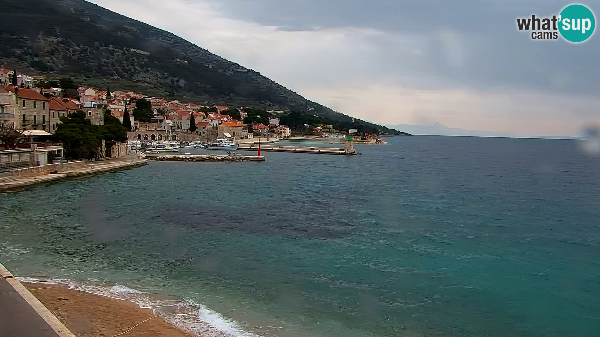 Webcam Bol Town Center & Marina – Live View from Bol, Brač