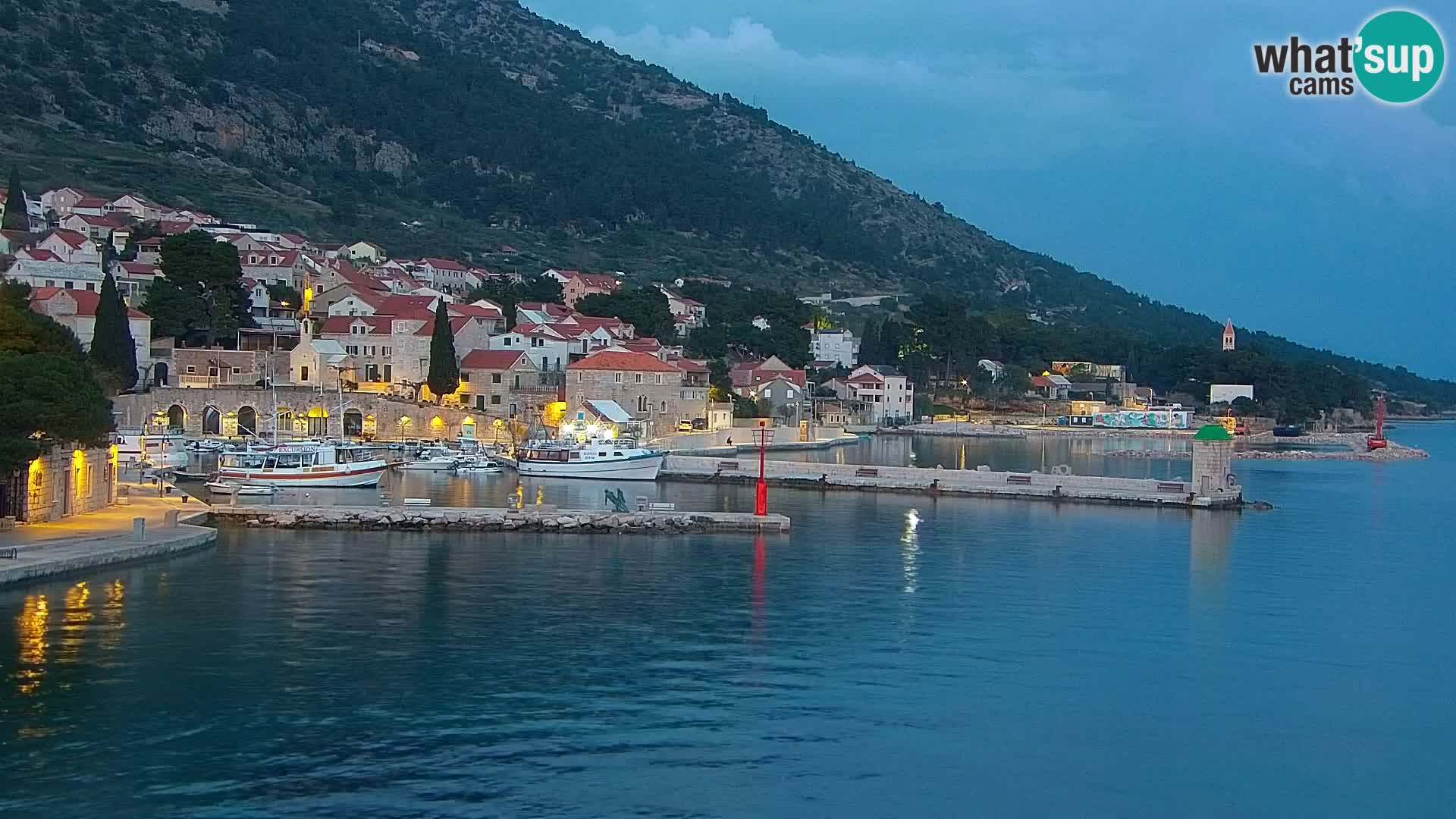 Webcam Bol Town Center & Marina – Live View from Bol, Brač