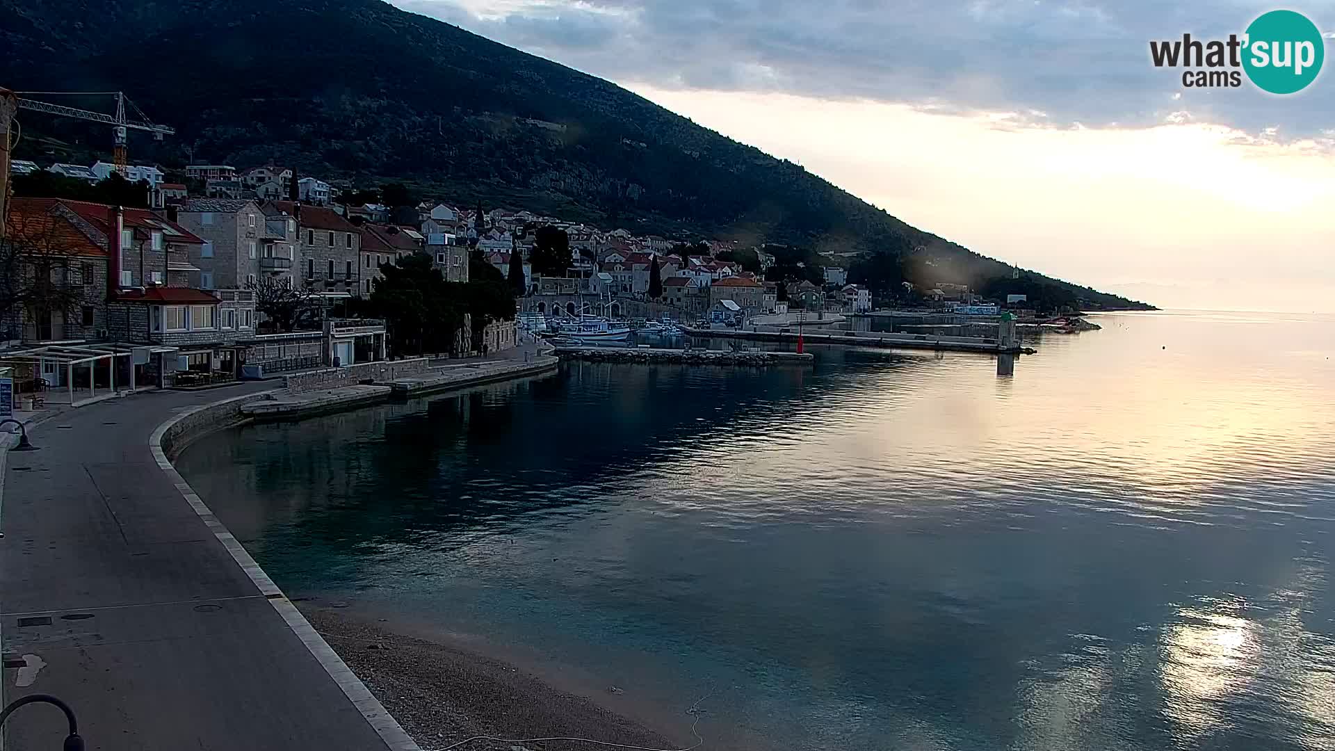 Webcam Bol Town Center & Marina – Live View from Bol, Brač