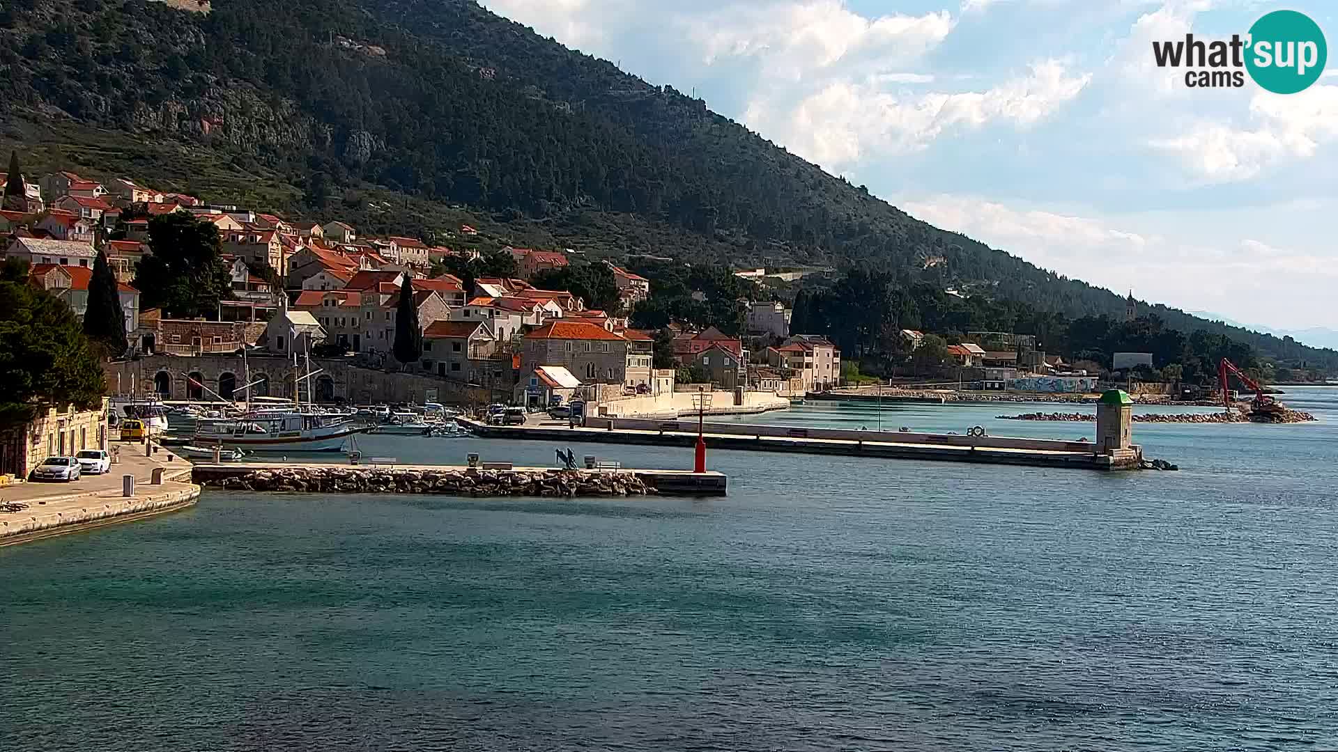 Webcam Bol Town Center & Marina – Live View from Bol, Brač