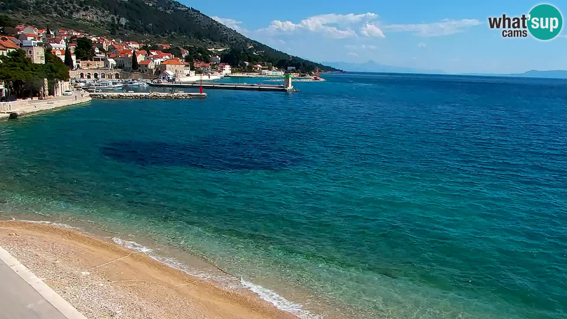 Webcam Bol Centro e Marina – Vista live dal porto di Bol