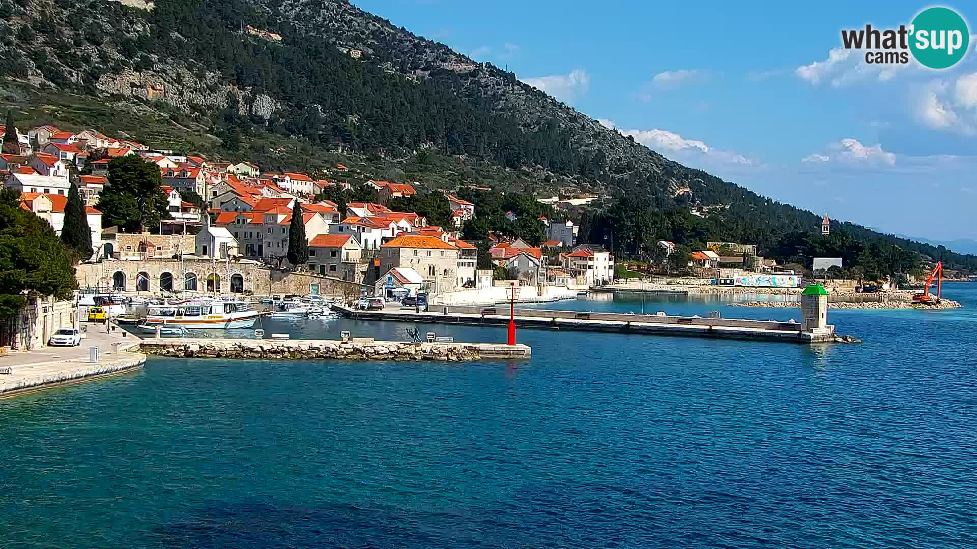 Webcam Bol Centro e Marina – Vista live dal porto di Bol