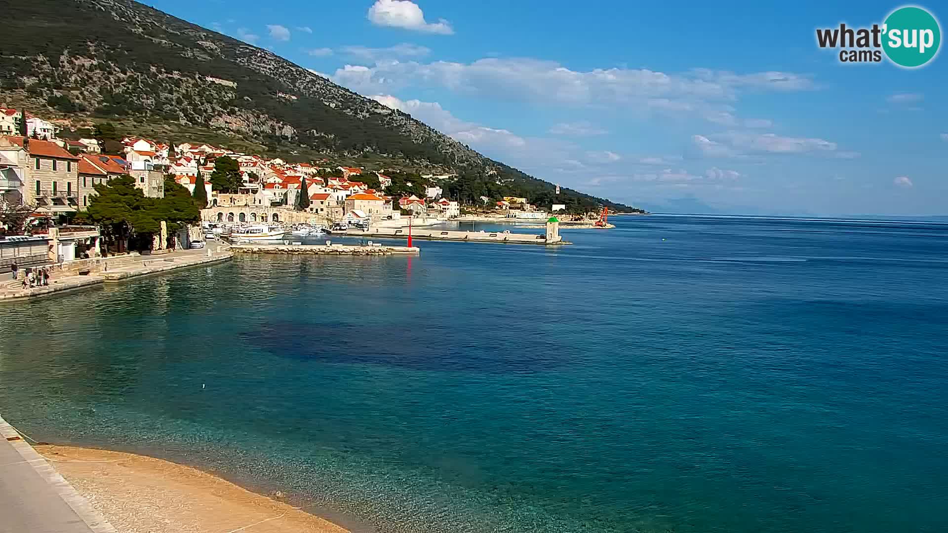 Webcam Bol Centro e Marina – Vista live dal porto di Bol