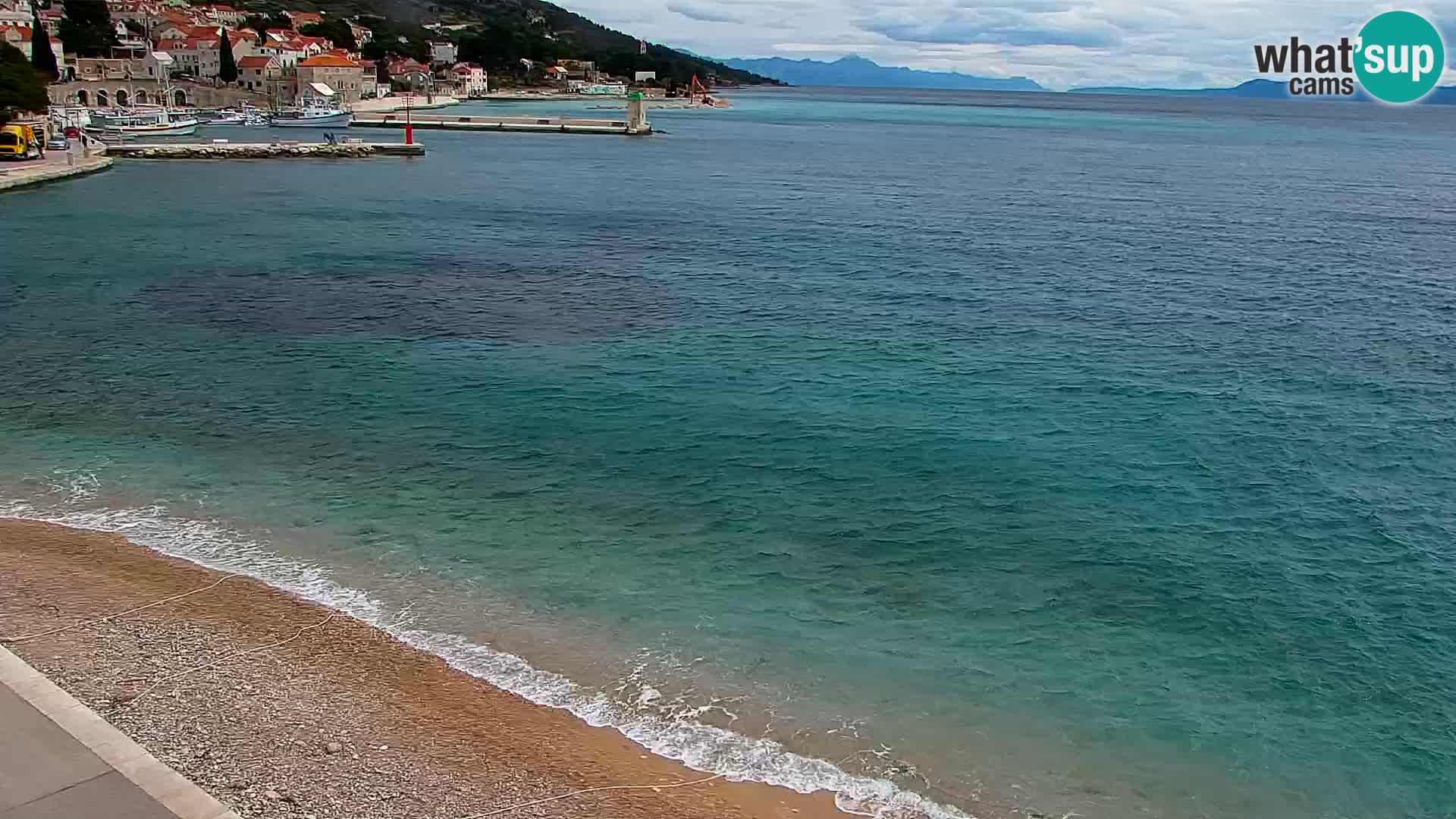 Webcam Bol Centro e Marina – Vista live dal porto di Bol