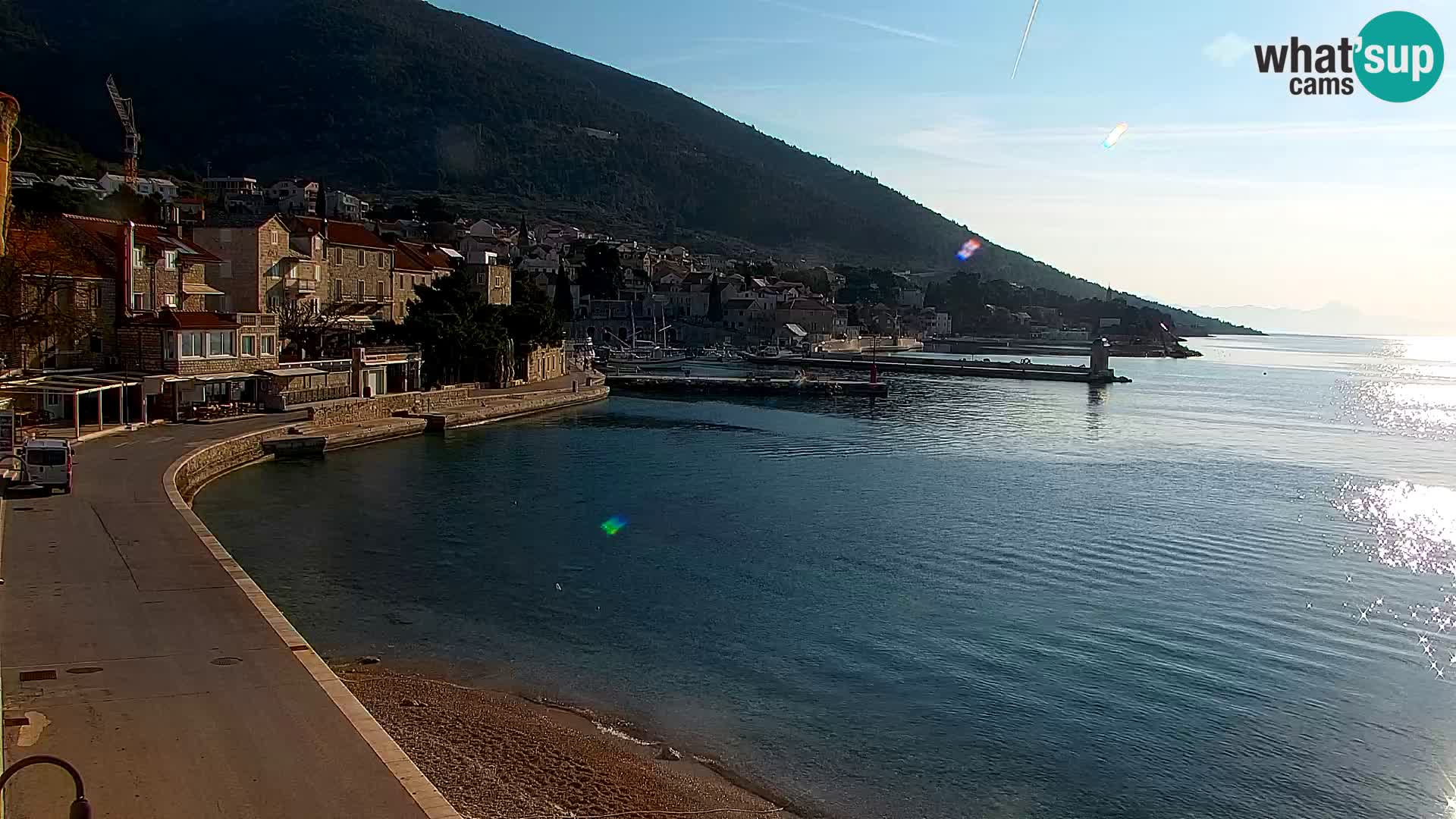 Webcam Bol Town Center & Marina – Live View from Bol, Brač