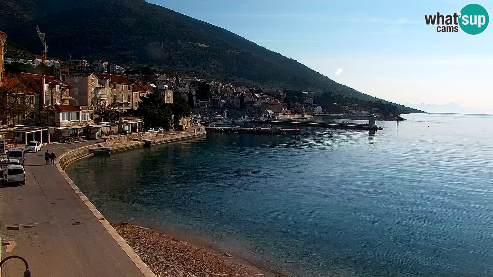 Webcam Bol Hafen & Ortszentrum – Liveblick aus Bol auf der Insel Brač