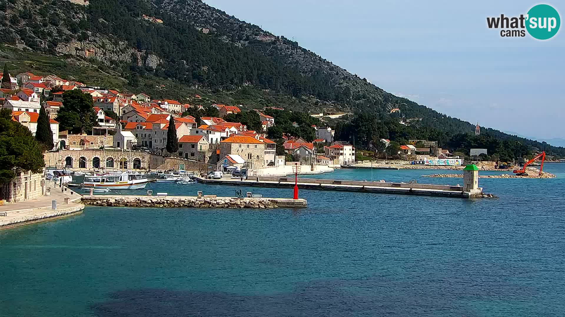Webcam Bol Hafen & Ortszentrum – Liveblick aus Bol auf der Insel Brač