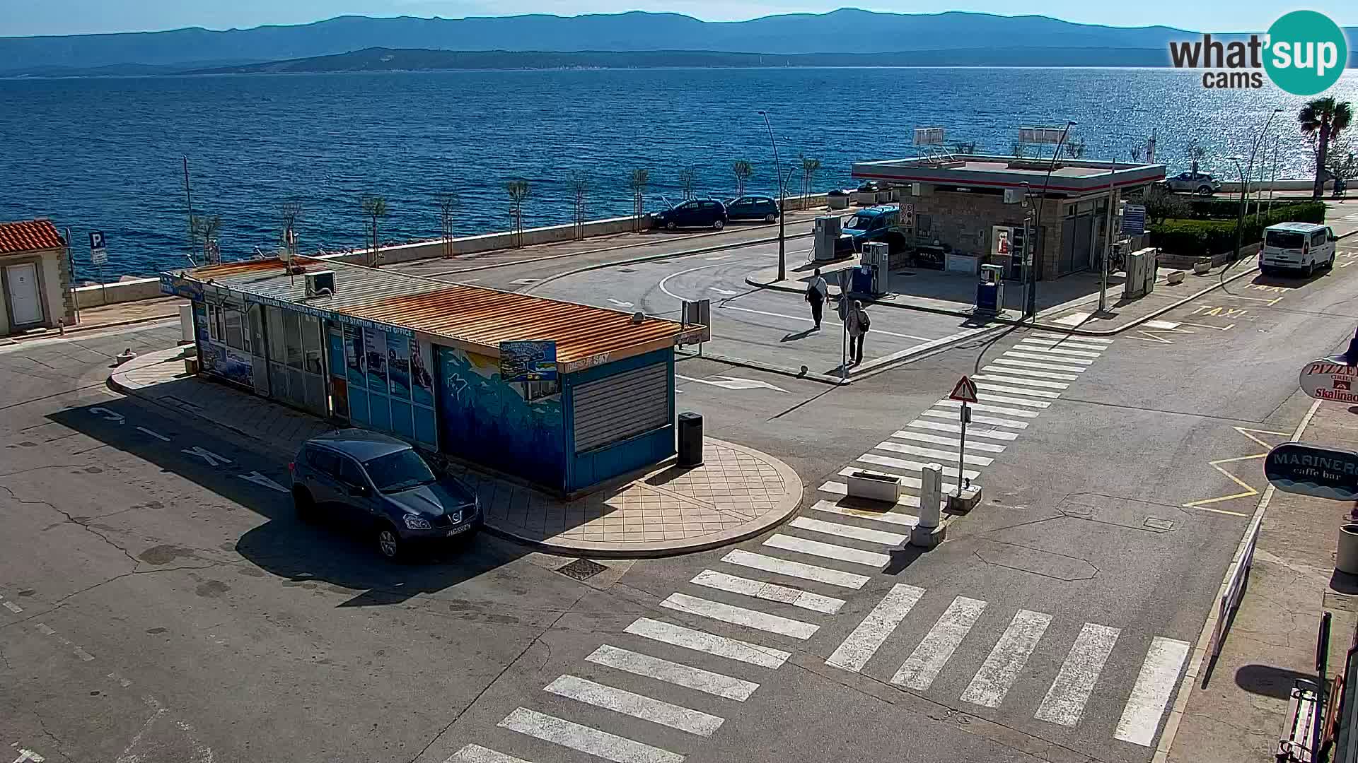 Webcam Bol Centro e Marina – Vista live dal porto di Bol