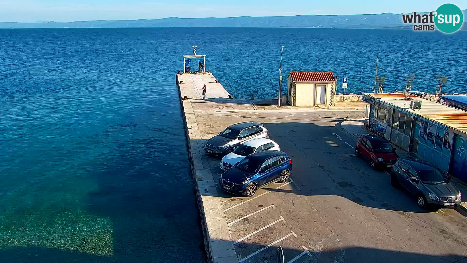 Webcam Bol Centro e Marina – Vista live dal porto di Bol