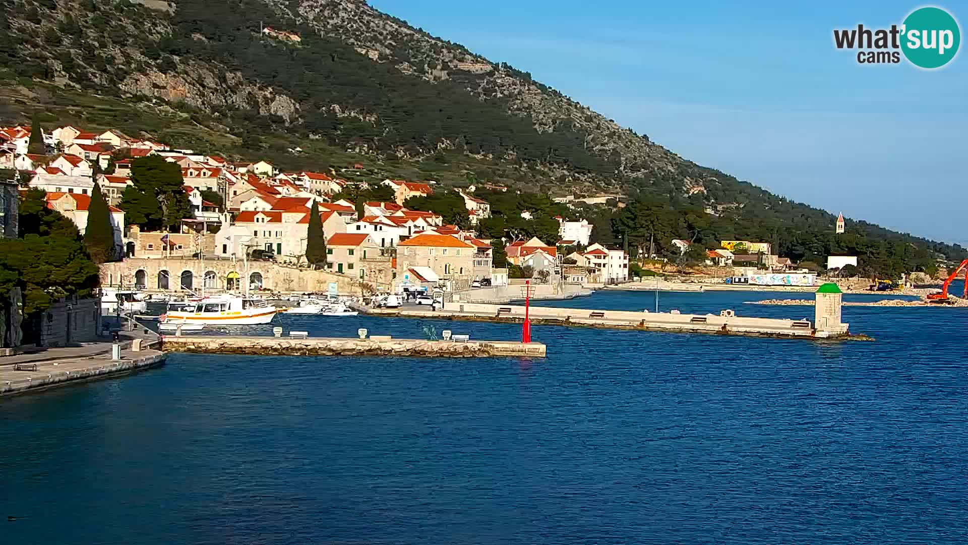 Webcam Bol Hafen & Ortszentrum – Liveblick aus Bol auf der Insel Brač