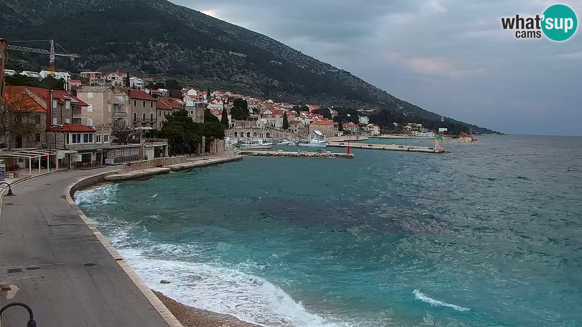 Webcam Bol Hafen & Ortszentrum – Liveblick aus Bol auf der Insel Brač