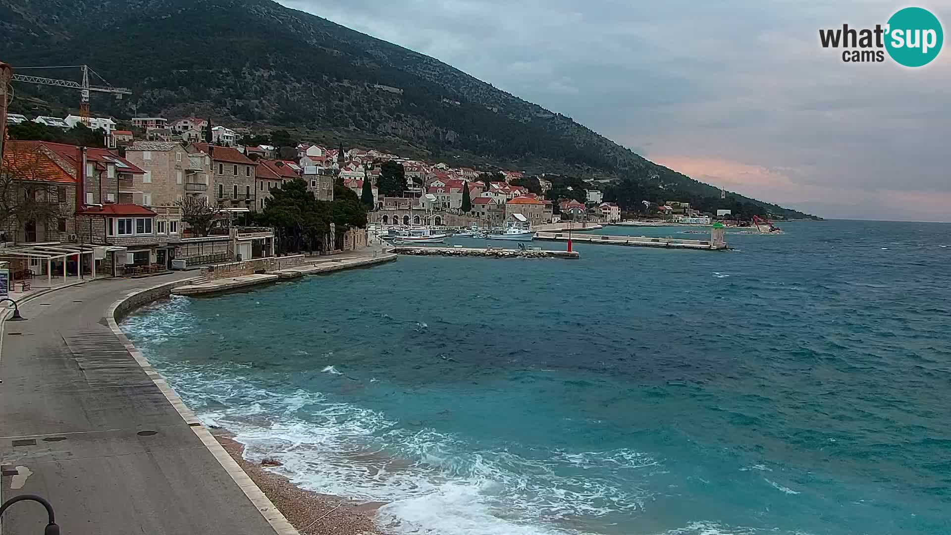 Webcam Bol Hafen & Ortszentrum – Liveblick aus Bol auf der Insel Brač