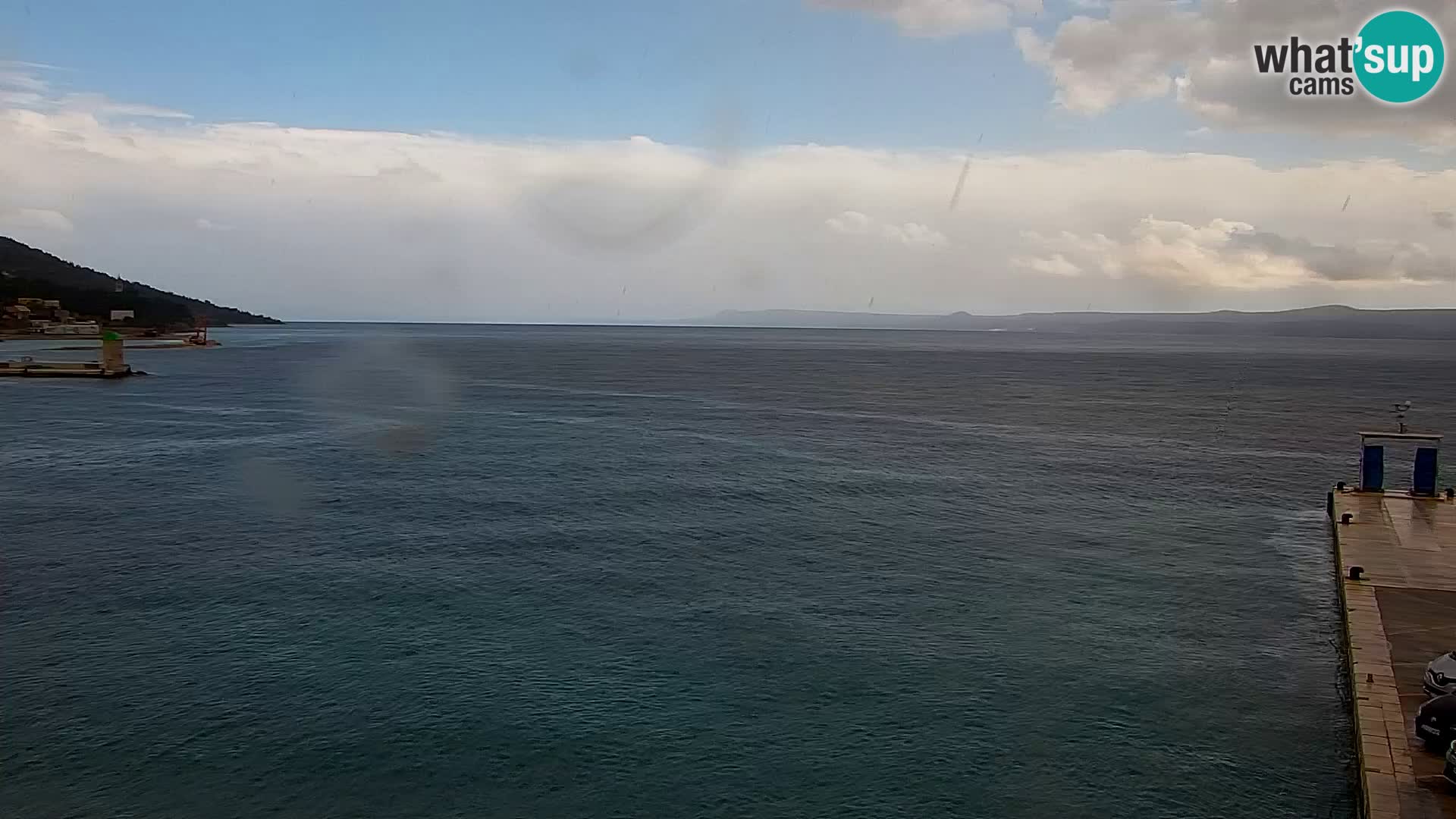 Webcam Bol Centro e Marina – Vista live dal porto di Bol