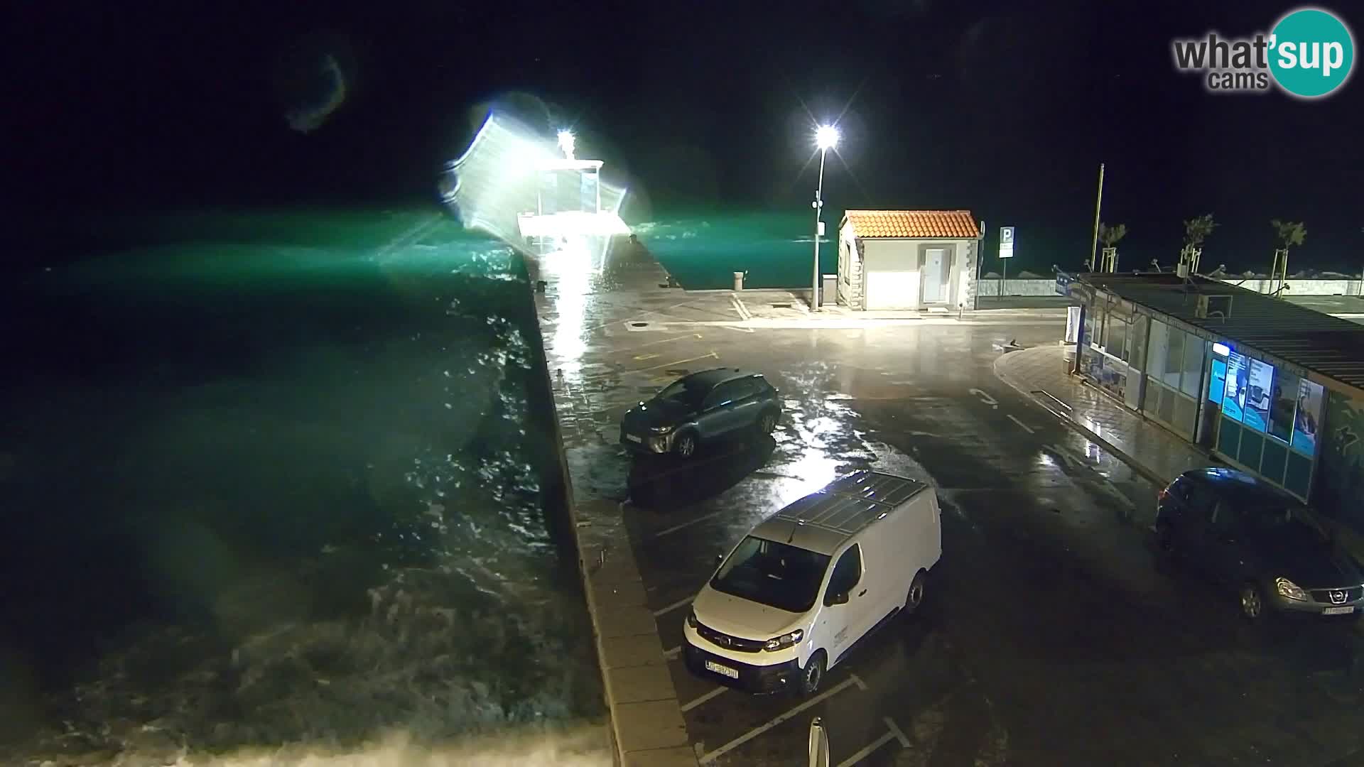 Webcam Bol Centro e Marina – Vista live dal porto di Bol