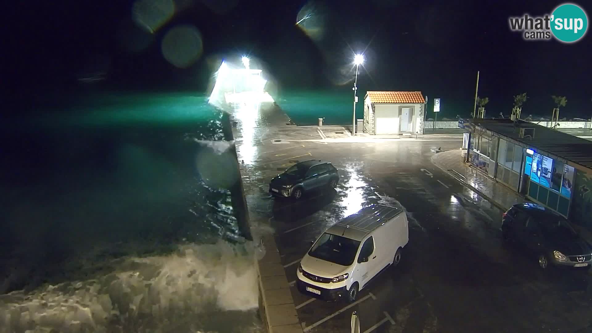 Webcam Bol Centro e Marina – Vista live dal porto di Bol