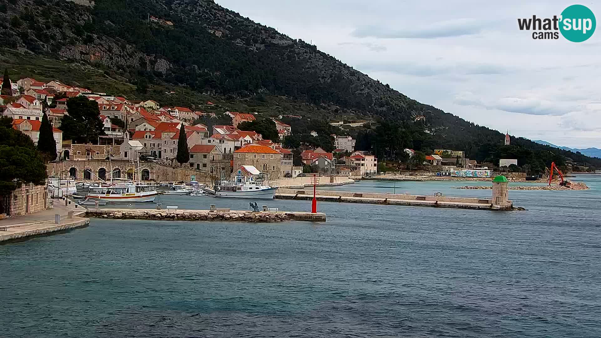Webcam Bol Hafen & Ortszentrum – Liveblick aus Bol auf der Insel Brač