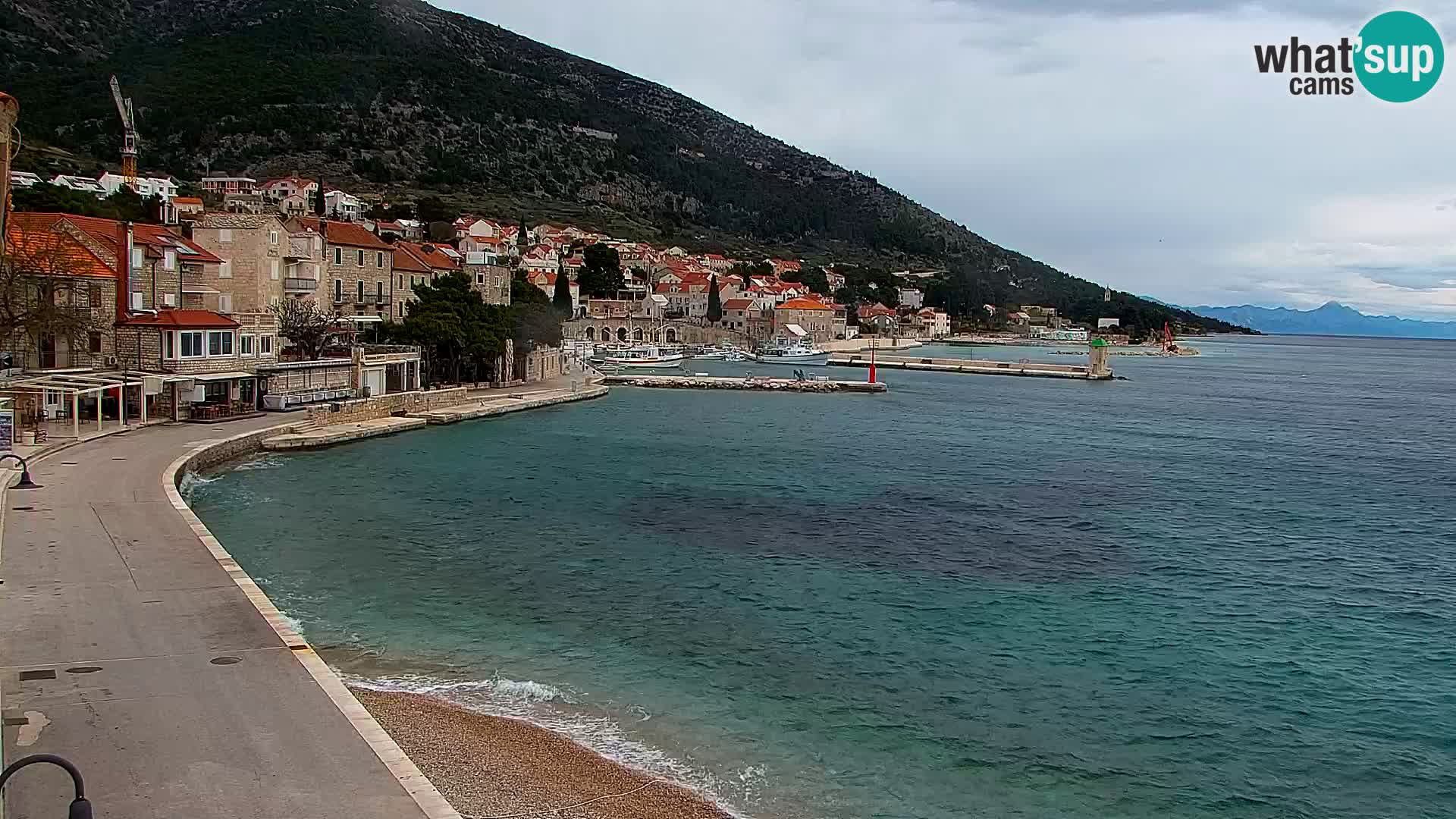 Webcam Bol Hafen & Ortszentrum – Liveblick aus Bol auf der Insel Brač