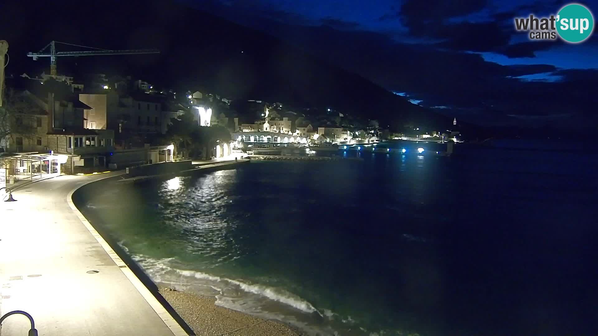 Webcam Bol Centro e Marina – Vista live dal porto di Bol