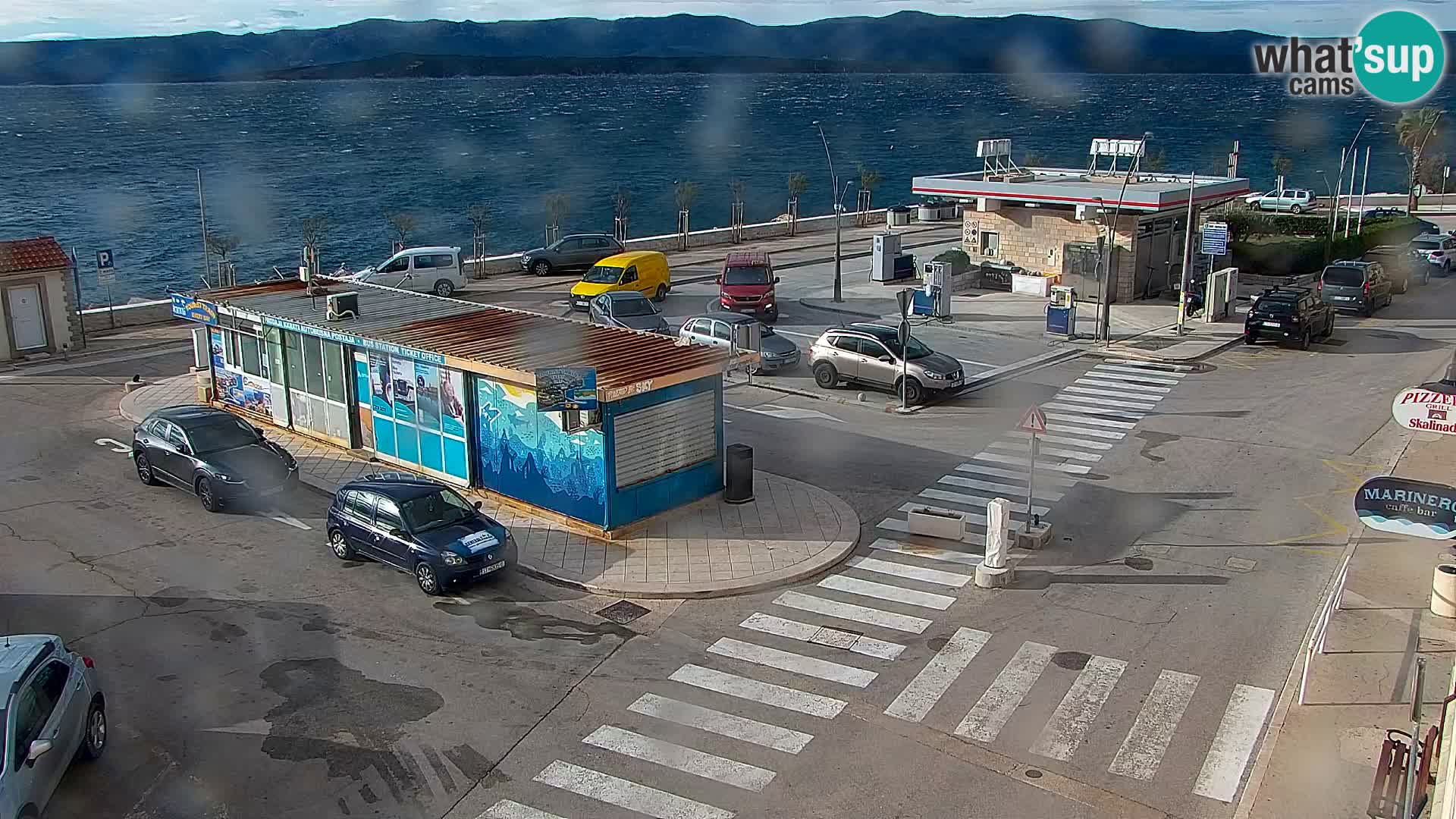 Webcam Bol Centro e Marina – Vista live dal porto di Bol