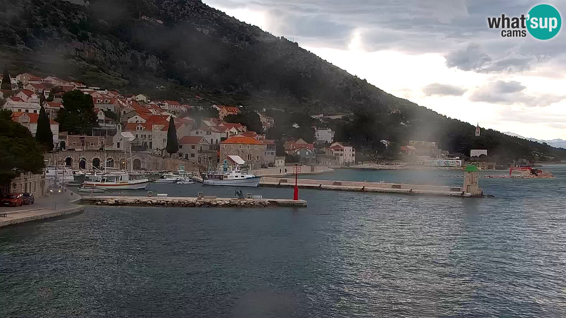 Webcam Bol Town Center & Marina – Live View from Bol, Brač
