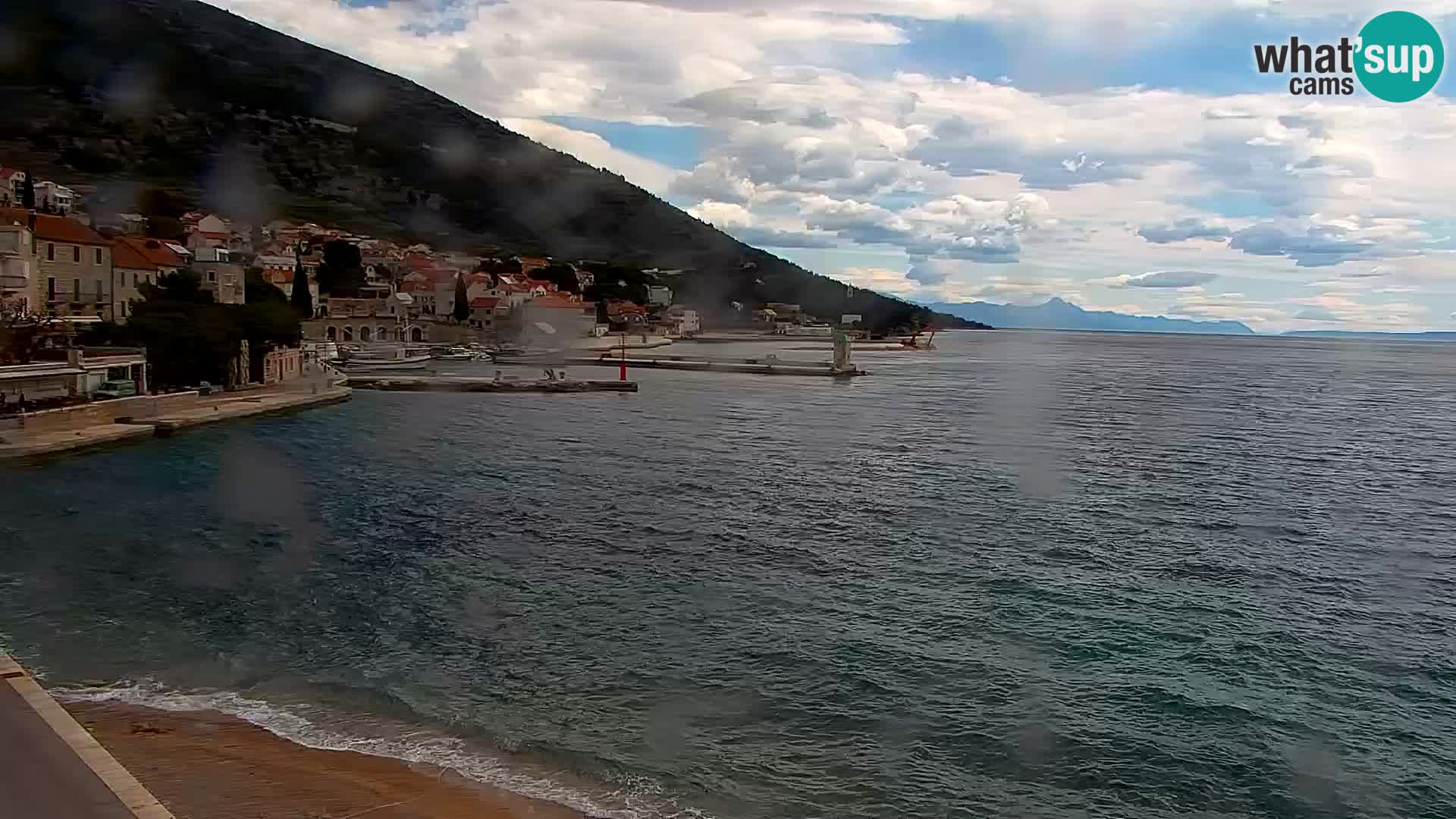 Webcam Bol Hafen & Ortszentrum – Liveblick aus Bol auf der Insel Brač