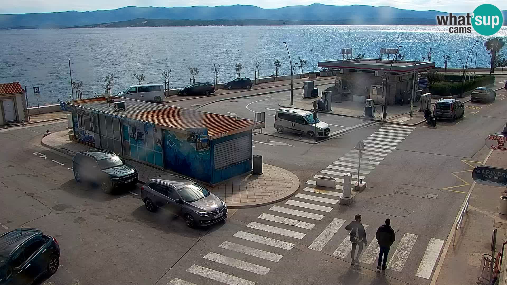 Webcam Bol Centro e Marina – Vista live dal porto di Bol