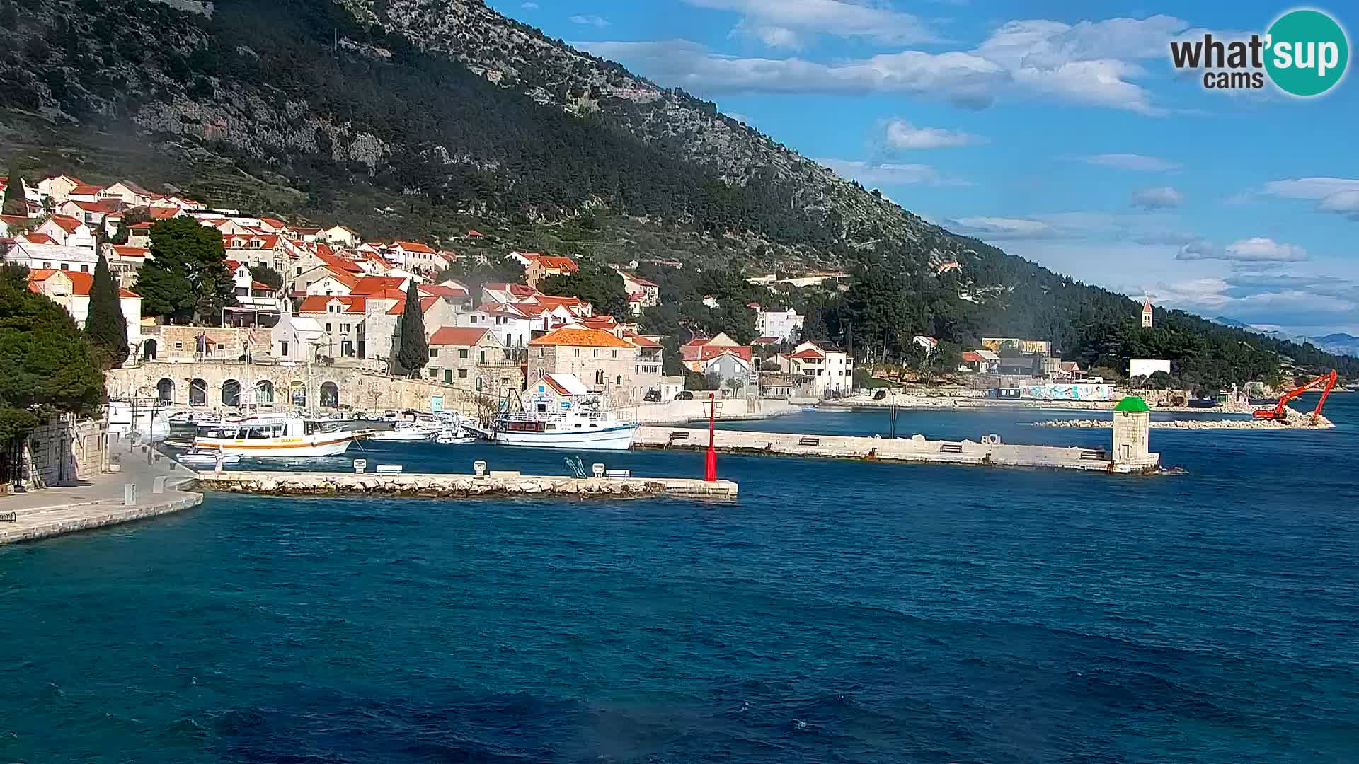 Webcam Bol Town Center & Marina – Live View from Bol, Brač