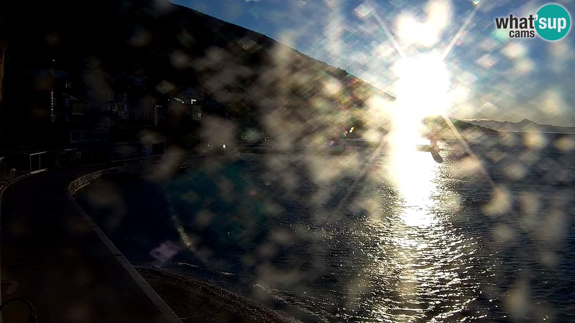 Webcam Bol Hafen & Ortszentrum – Liveblick aus Bol auf der Insel Brač