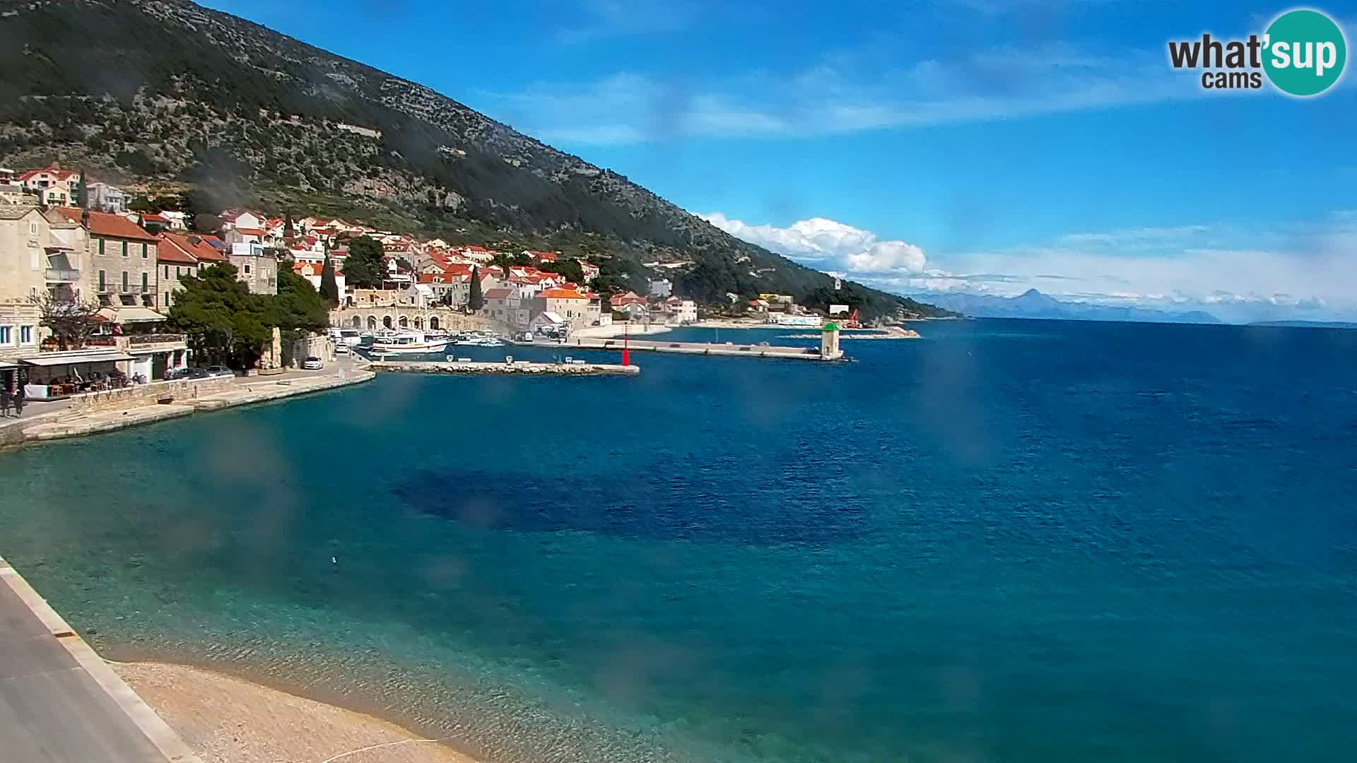 Webcam Bol Town Center & Marina – Live View from Bol, Brač