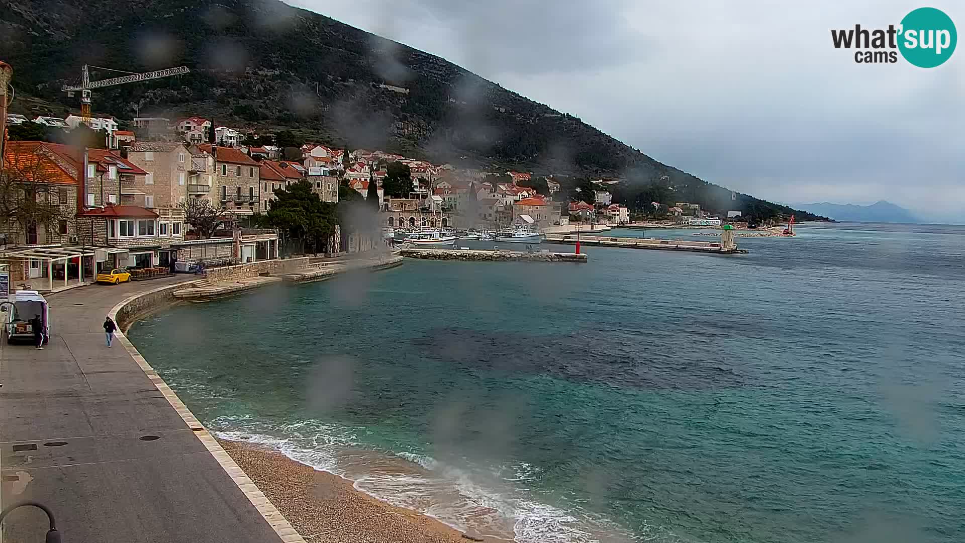 Webcam Bol Centro e Marina – Vista live dal porto di Bol