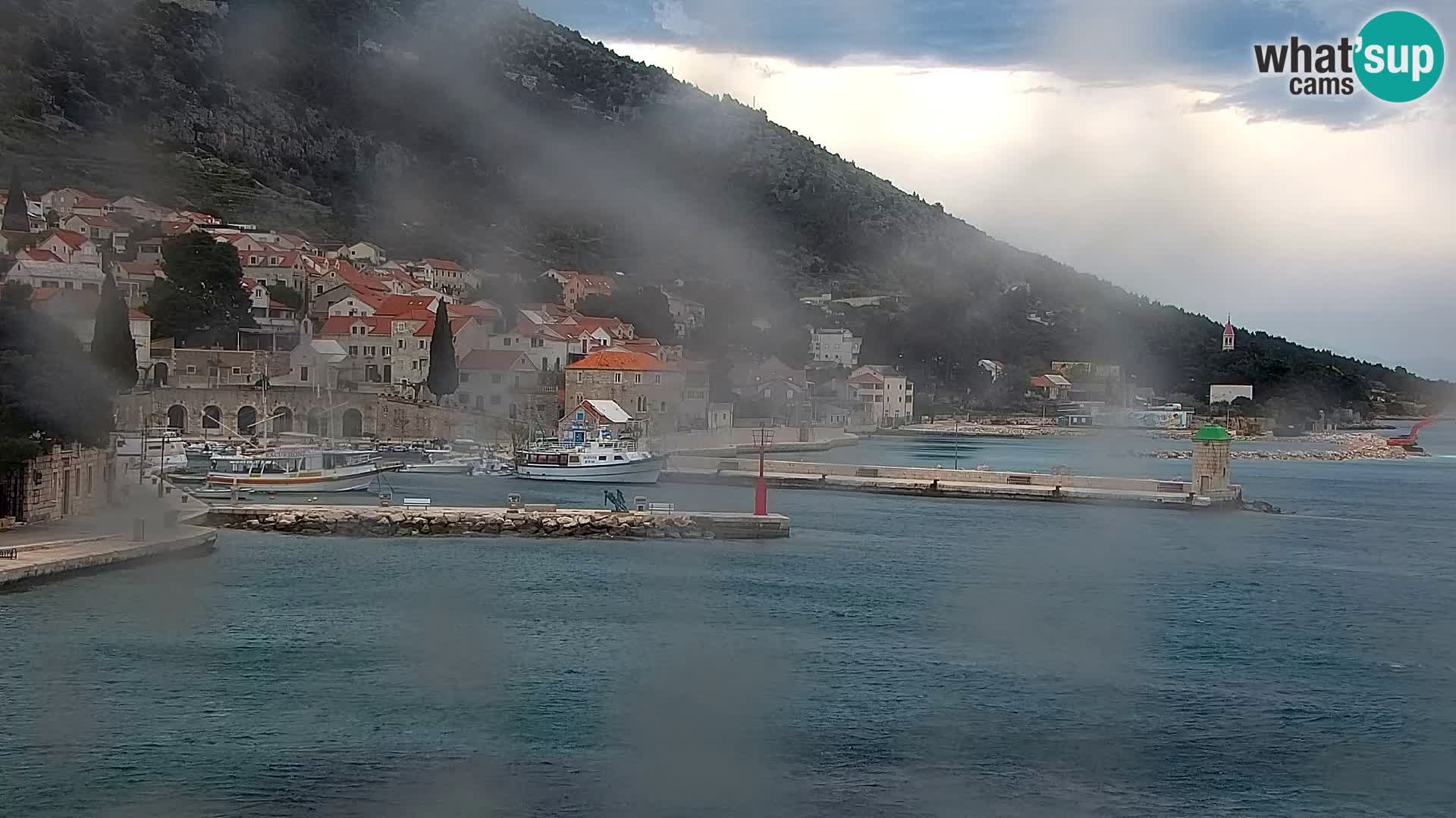 Webcam Bol Town Center & Marina – Live View from Bol, Brač