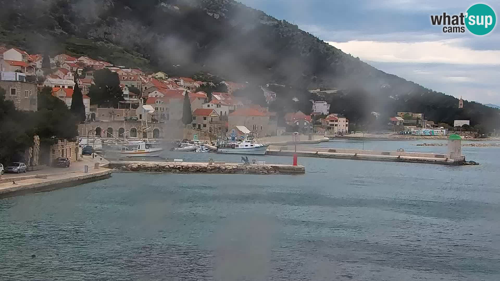 Webcam Bol Hafen & Ortszentrum – Liveblick aus Bol auf der Insel Brač